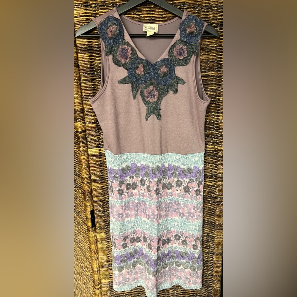 Tracy Porter-Womens Dress, Size: 4/6, Needle‎ felt flowers- VNeck, Pre-Owned